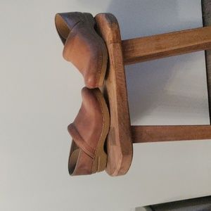 Dansko Burnished Honey
